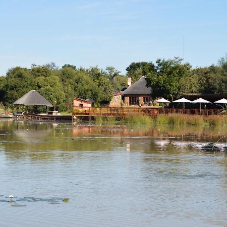 Crocodile Pools Resort Gaborone Extérieur photo